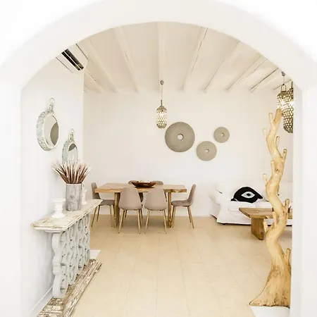 Marvi House בית נופש