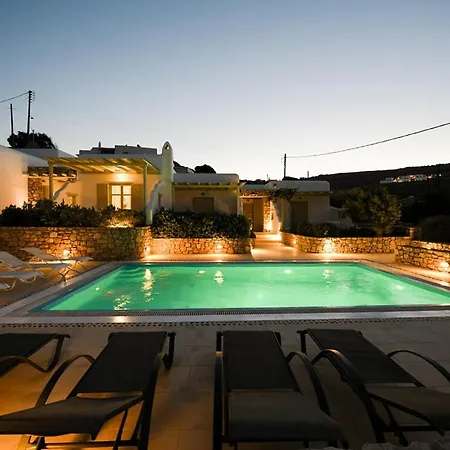 Marvi House בית נופש